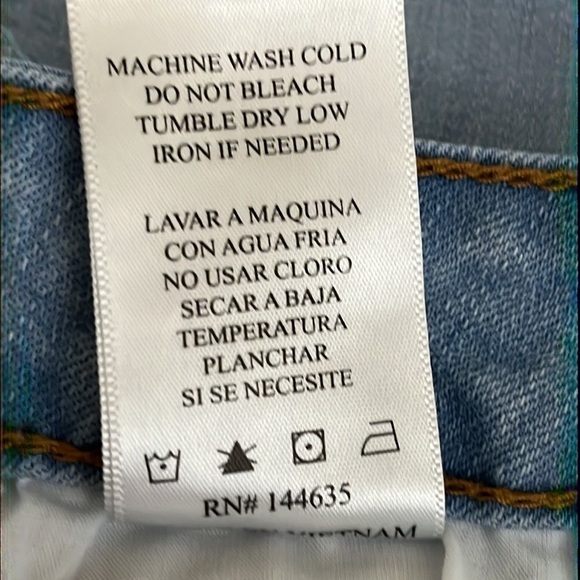 KanCan Jess Ultra High Rise Button Fly Denim Shorts in Light Wash - Size Medium - Picture 6 of 6